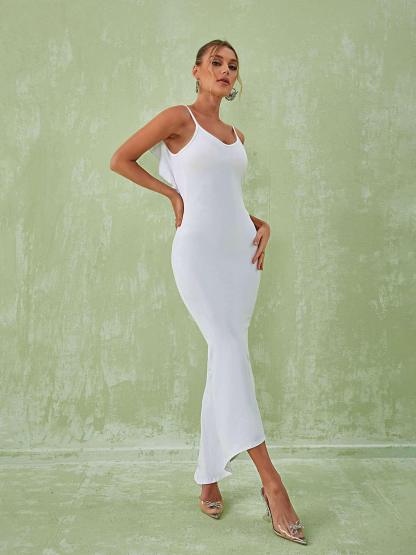 Marzia Backless Maxi Dress In White-Mix MIx Style