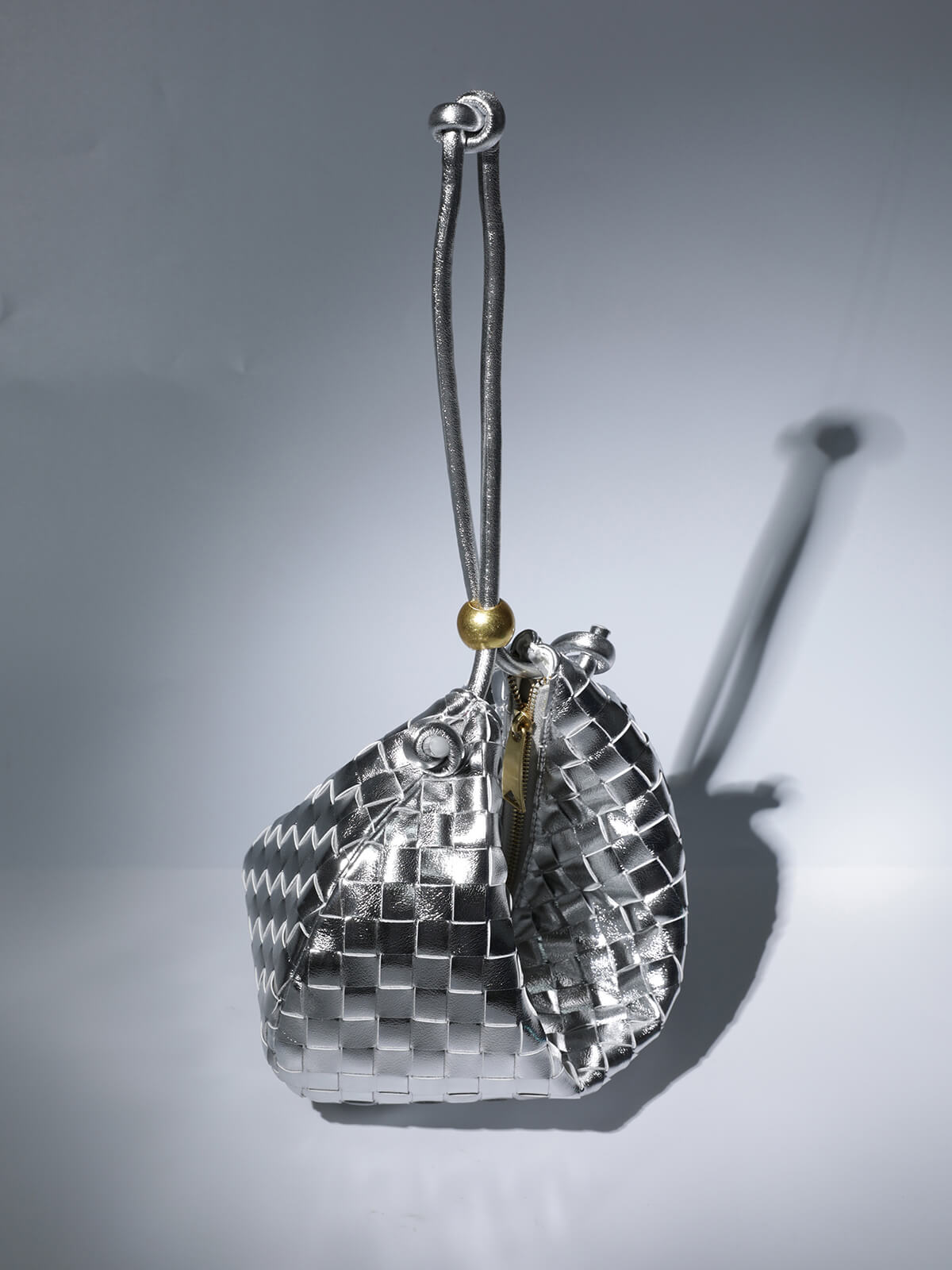Midge Woven Drawstring Bag In Silver Handbags & Evening Bags | Mix Mix Style [Hot Seller]-Mix MIx Style