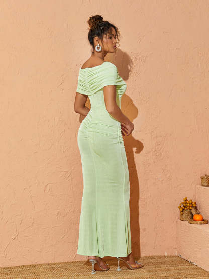 Green Off Shoulder Ruched Maxi Dress | Mix Mix Style [Hot Seller]-Mix MIx Style