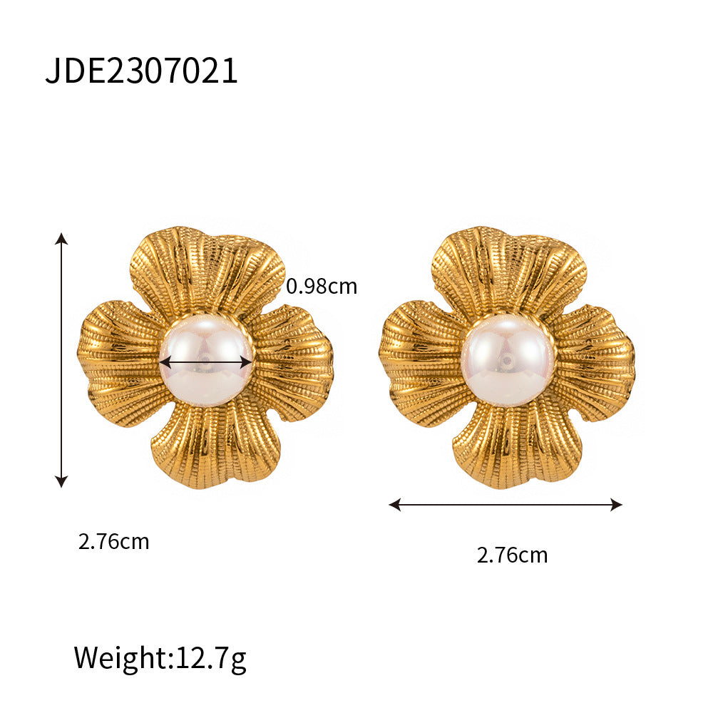Flower Shaped Trendy White Akoya Pearl Elegant 18k Vermeil Gold Plated Stud Earrings | Mix Mix Style-Mix MIx Style