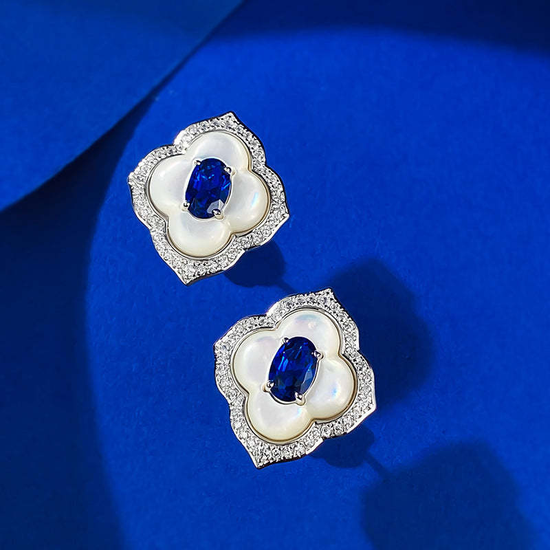 White & Blue Elegant Retro Moissanite Diamonds Elegant 18k White Gold Plated Stud Earrings | Mix Mix Style-Mix MIx Style