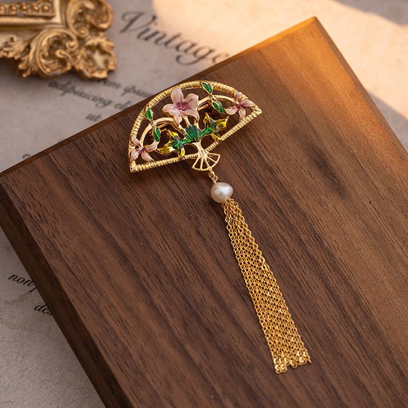 Retro long tassel brooch for women, palace style, natural pearl, abalone and shell, medieval corsage, elegant clothing accessories-Mix MIx Style