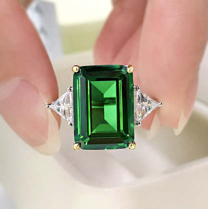 Green Elegant Emerald Cut Moissanite Diamond 4ct 18k White Gold Engagement Ring | Mix Mix Style-Mix MIx Style