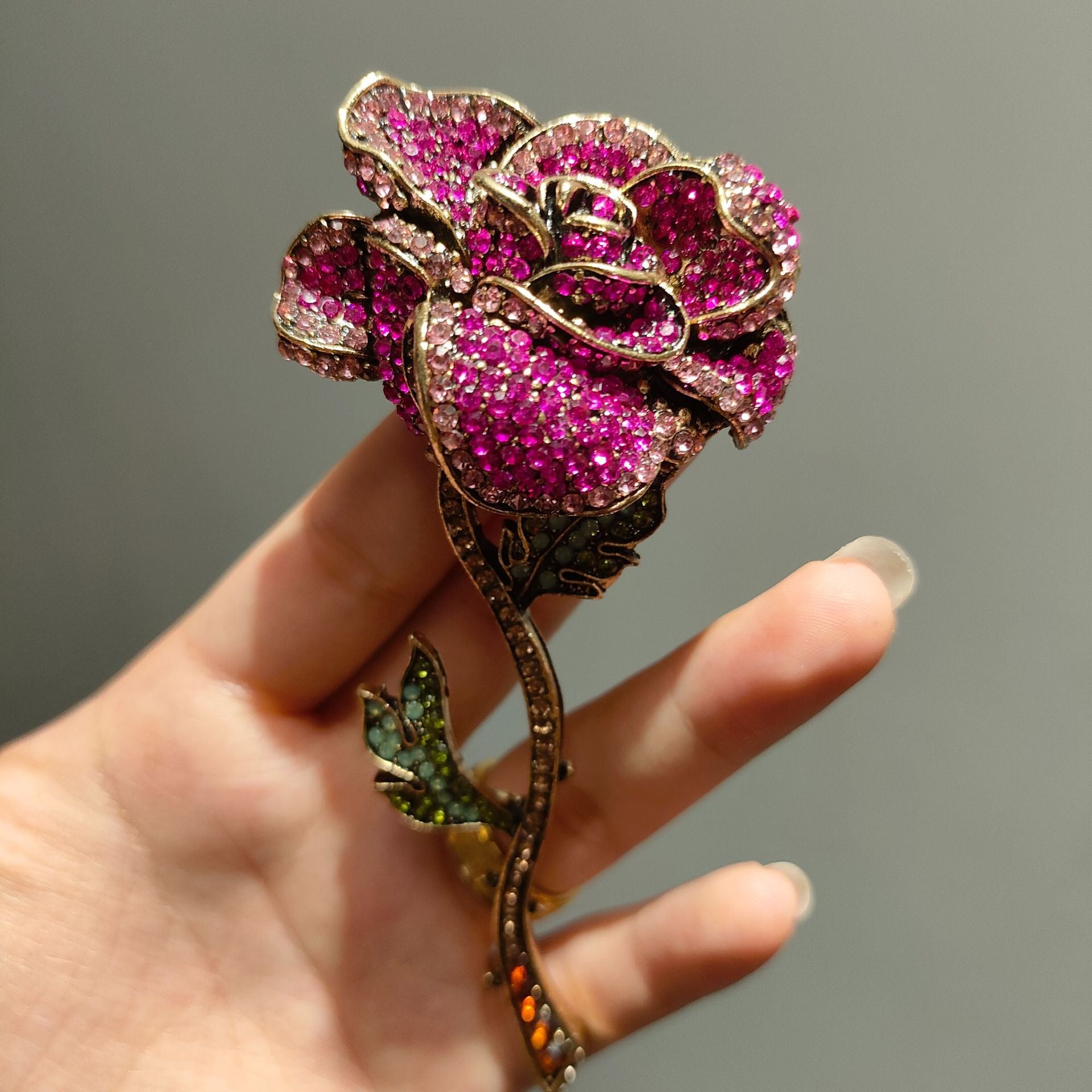 Xiliang Concubine Retro High-end Super Large Full Diamond Crystal Rose Brooch Luxury Heavy Industry Foreign Trade Wholesale Hot Selling-Mix MIx Style