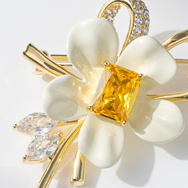 Xiliang Concubine's new spring product, sweet enamel zircon flower brooch, high-end women's exquisite cardigan to prevent exposure-Mix MIx Style
