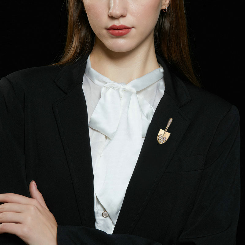 Niche creative design suit jacket accessories cardigan anti-exposure pin unisex gold shovel small brooch-Mix MIx Style