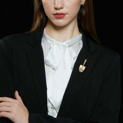Niche creative design suit jacket accessories cardigan anti-exposure pin unisex gold shovel small brooch-Mix MIx Style