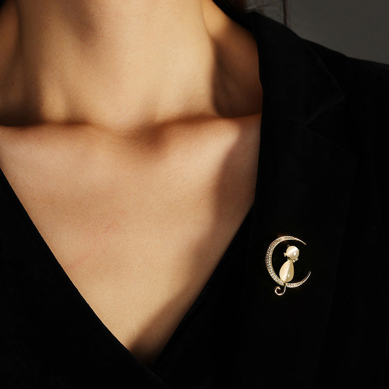 Xiliang Concubine Japanese cute cat brooch zircon cat's eye moon kitten pin clothing accessories corsage-Mix MIx Style