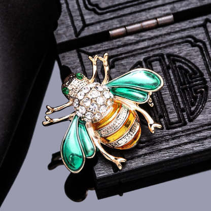 Cross-border hot-selling brooch, corsage, cute, fashionable and exquisite, dripping oil bee corsage, pin, clothing accessories-Mix MIx Style