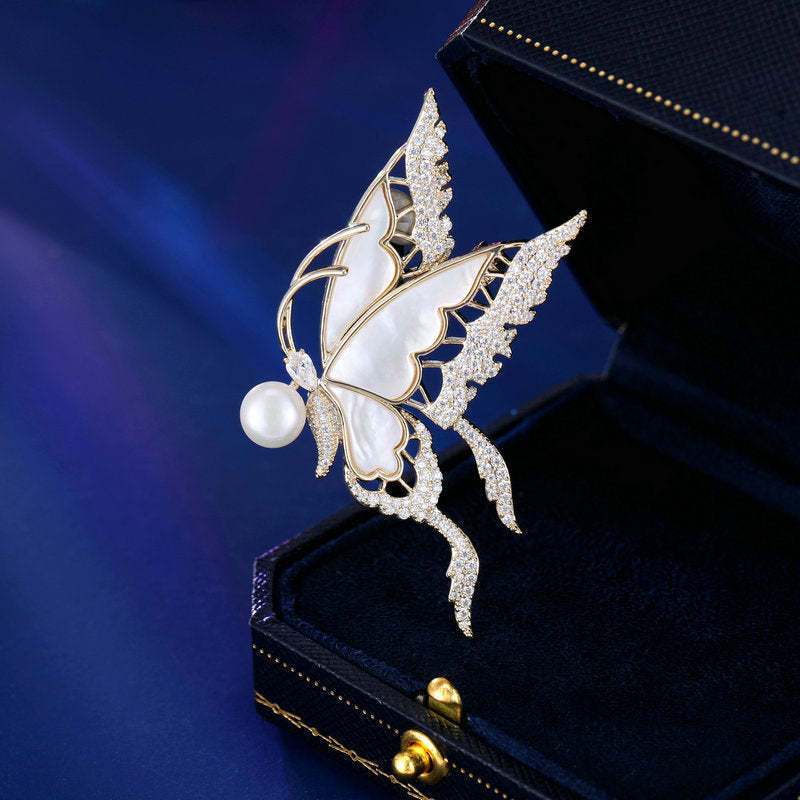 New autumn and winter clothing, cocoon-turned-butterfly coat accessories, fixed pins, high-grade natural mother-of-pearl butterfly brooch-Mix MIx Style