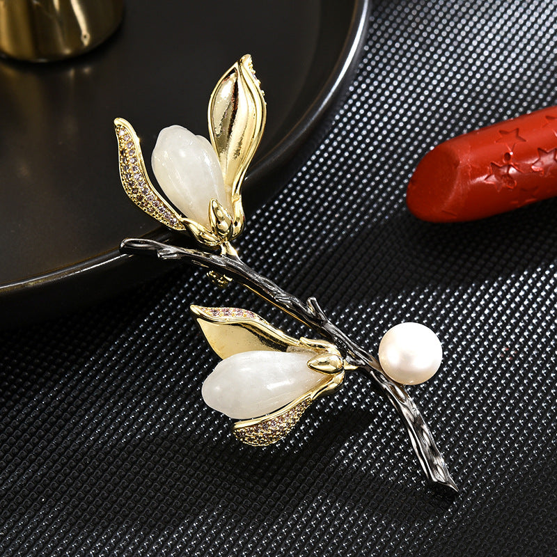 Magnolia Brooch High-end Women's Luxury Temperament Brooch Natural Hetian Jade High-end Corsage Freshwater Pearl Pin-Mix MIx Style