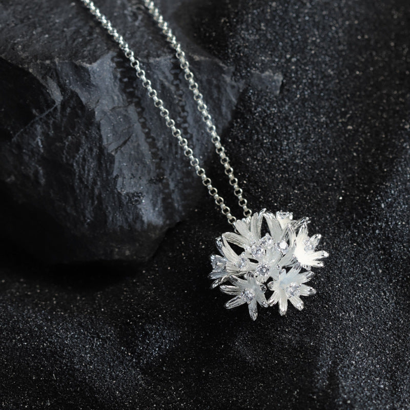 Golden Dainty Retro Flower Pendant Round Cut Diamonds Luxury 18k Gold Plated Necklace Jewelry | Mix Mix Style-Mix MIx Style