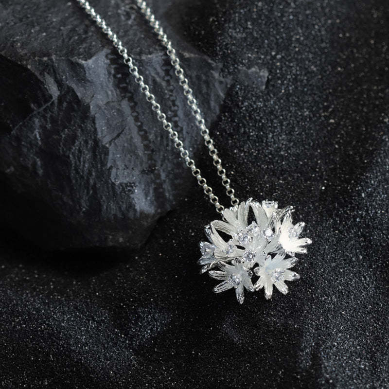 Golden Dainty Retro Flower Pendant Round Cut Diamonds Luxury 18k Gold Plated Necklace Jewelry | Mix Mix Style-Mix MIx Style