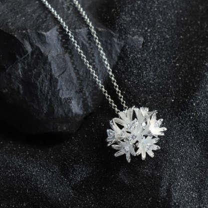 Golden Dainty Retro Flower Pendant Round Cut Diamonds Luxury 18k Gold Plated Necklace Jewelry | Mix Mix Style-Mix MIx Style