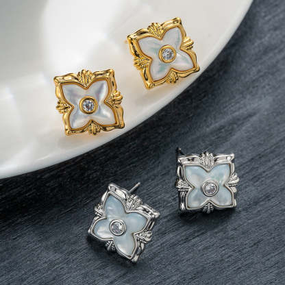 Four-leaf clover earrings for women French light luxury mother-of-pearl diamond fashion earrings 925 silver needle temperament high-end ear jewelry-Mix MIx Style