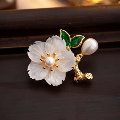Natural pearl brooch female fritillary flowers fresh pastoral style 2024 spring and summer corsage high-end temperament clothing-Mix MIx Style