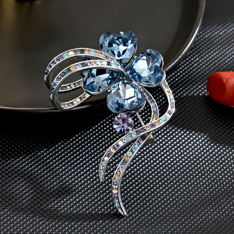 New design, elegant, luxurious, exquisite ribbon, lucky four-leaf clover brooch, coat, suit and accessories wholesale-Mix MIx Style