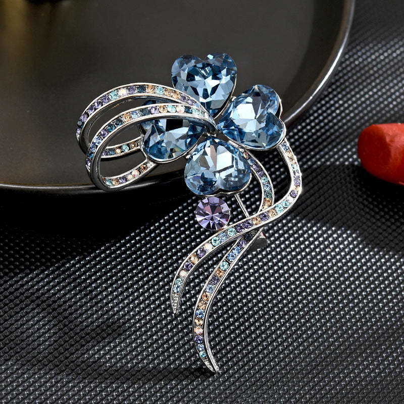 New design, elegant, luxurious, exquisite ribbon, lucky four-leaf clover brooch, coat, suit and accessories wholesale-Mix MIx Style