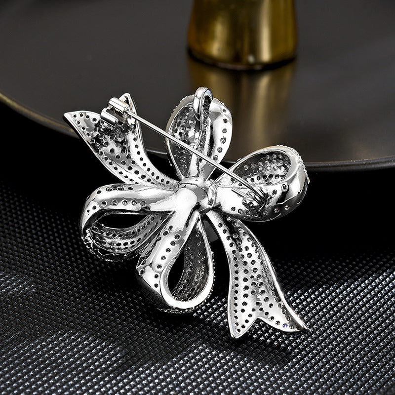 New high-end luxury elegant exquisitely inlaid diamond pearl ribbon brooch high-end design fashion accessories-Mix MIx Style