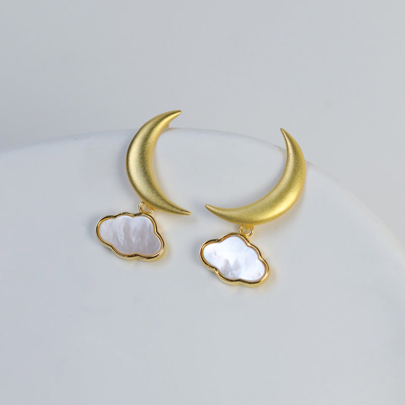 Looking for original moon-peeping sterling silver moon clouds light luxury French romantic temperament niche design high-end earrings-Mix MIx Style