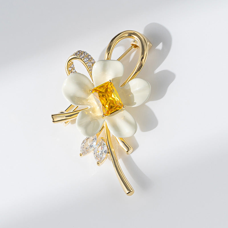 Xiliang Concubine's new spring product, sweet enamel zircon flower brooch, high-end women's exquisite cardigan to prevent exposure-Mix MIx Style