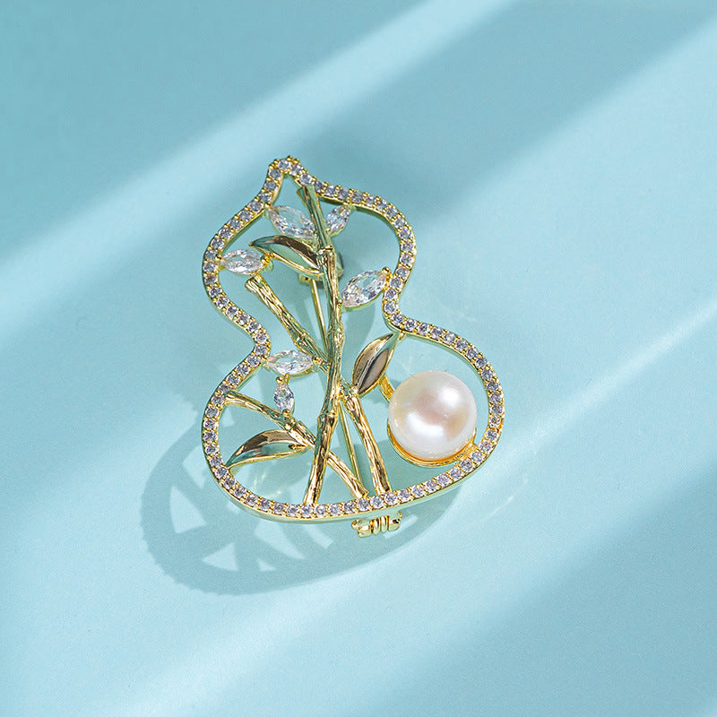 Concubine Xiliang French style light luxury exquisite copper zircon freshwater pearl bamboo brooch niche versatile gourd corsage-Mix MIx Style
