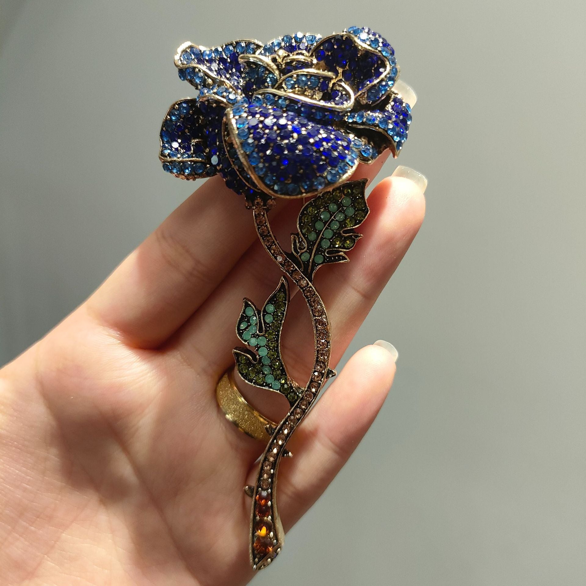 Xiliang Concubine Retro High-end Super Large Full Diamond Crystal Rose Brooch Luxury Heavy Industry Foreign Trade Wholesale Hot Selling-Mix MIx Style
