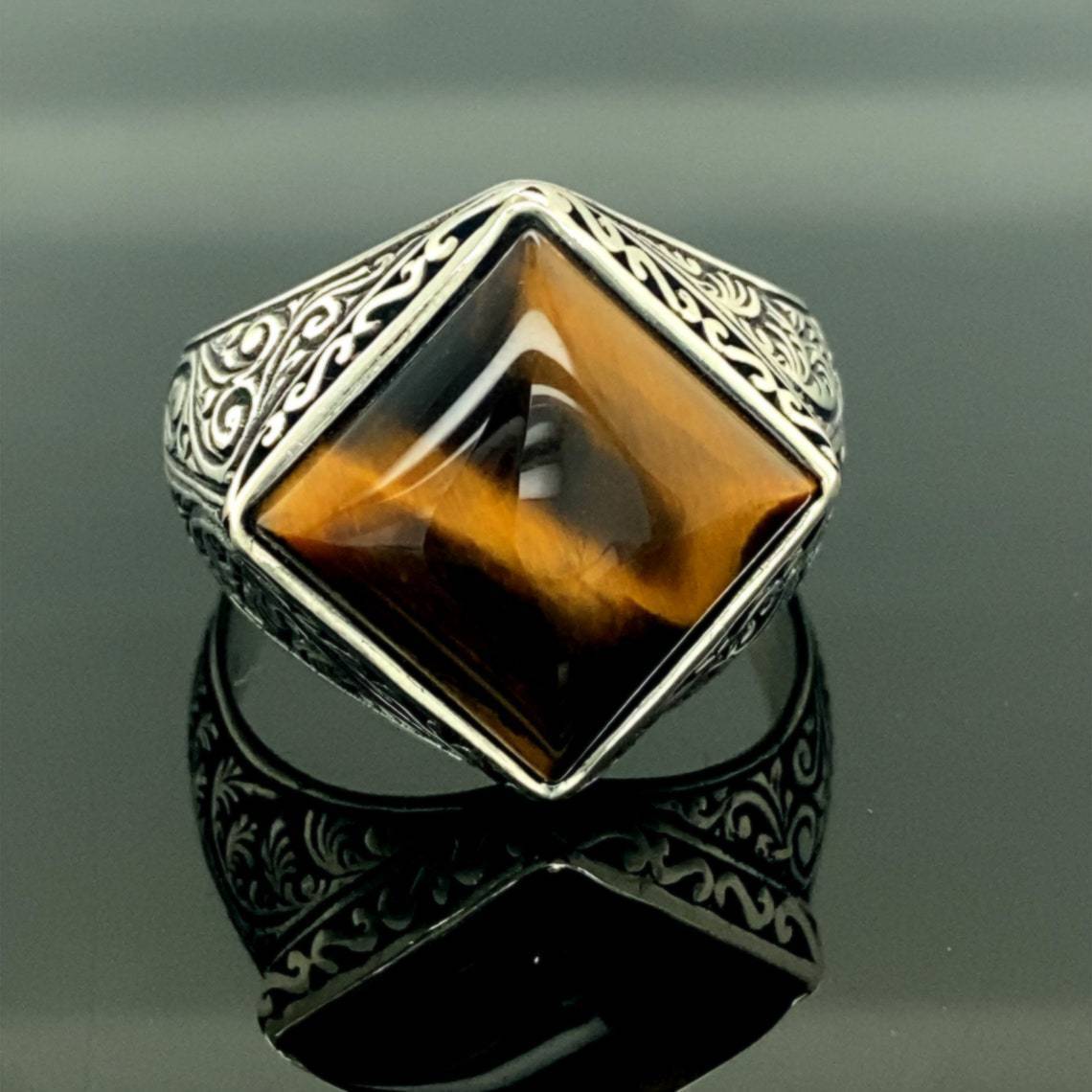 Carved Retro Brown Marble Square Shaped Gemstone 18k White Gold Plated