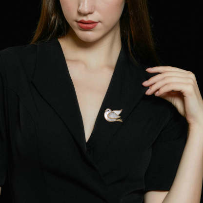2022 new clothing accessories natural mother-of-pearl bird pigeon pin coat suit accessories shell peace dove brooch-Mix MIx Style