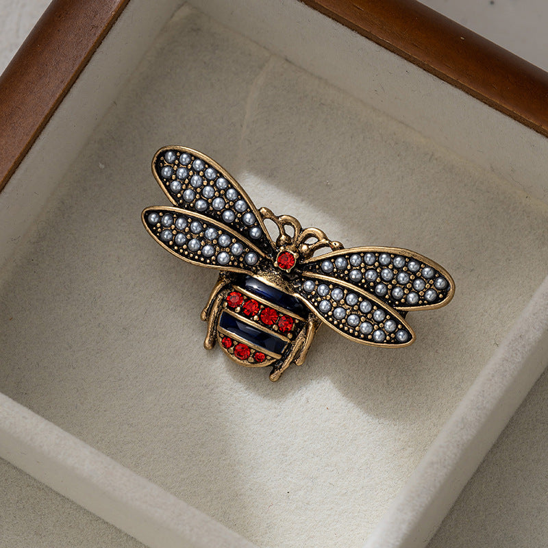 Retro little bee vintage brooch for women high-end personality old brooch niche atmosphere vintage accessories trend-Mix MIx Style