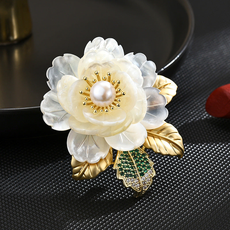 High-end luxury natural shell white peony flower brooch freshwater pearl rich camellia brooch female accessories-Mix MIx Style