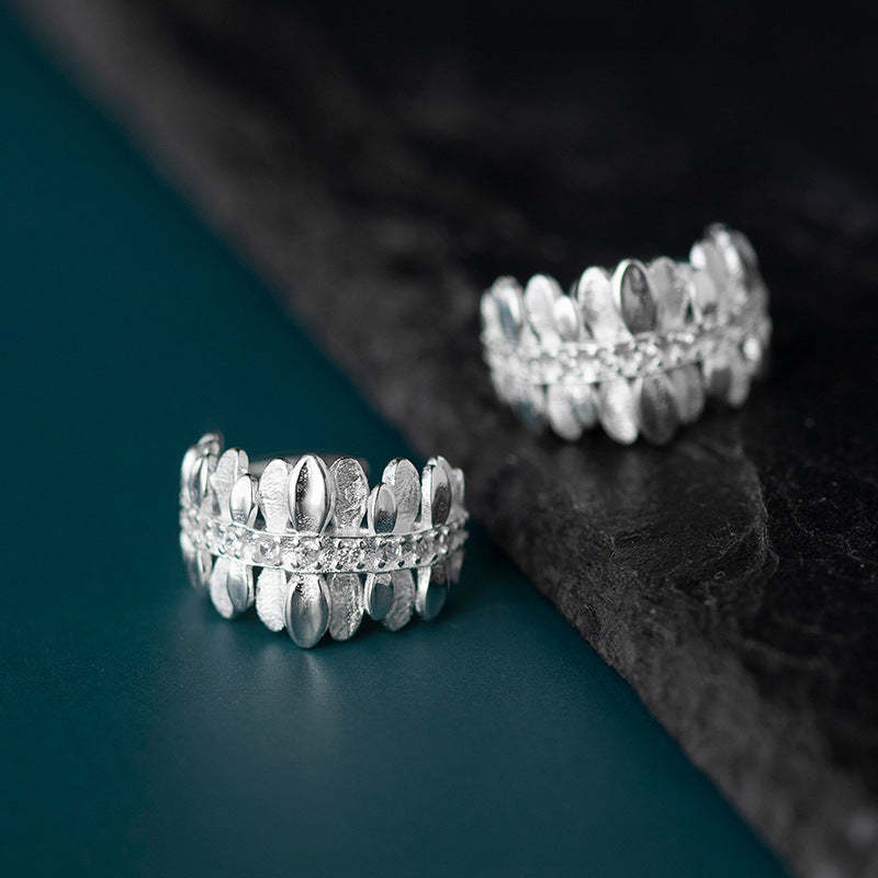 Looking for Jinghu sterling silver S925 to pay tribute to Dongshan Kaiyi's beautiful lake and tree shadows, light luxury French ear cuff earrings-Mix MIx Style