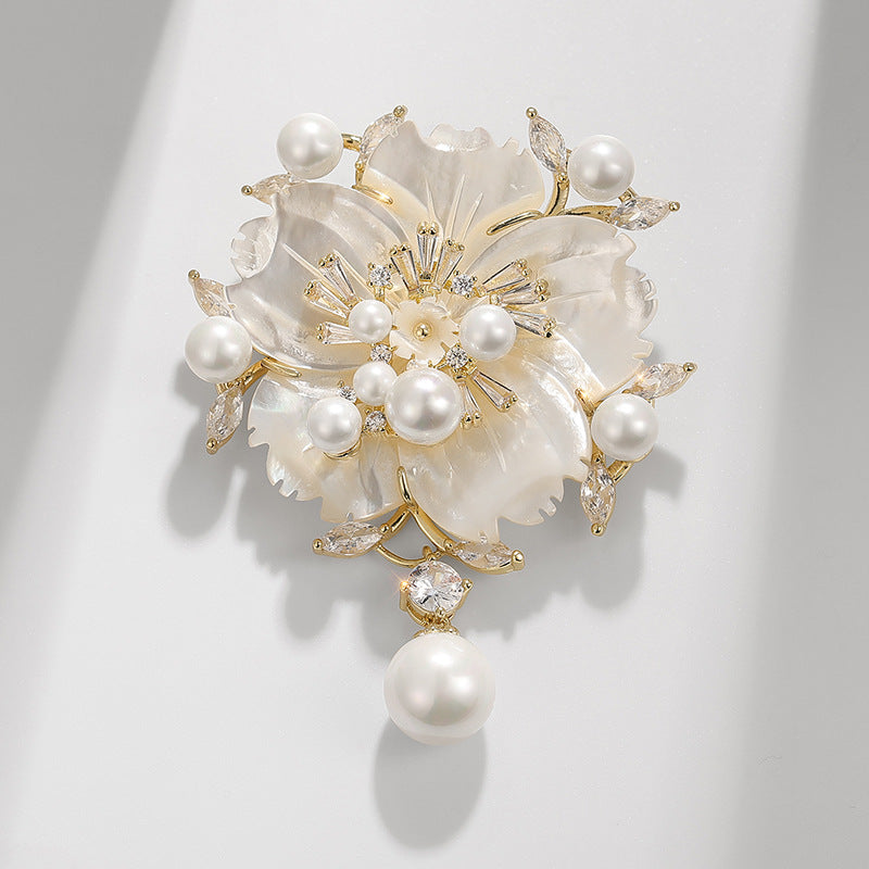 Xiliang Concubine high-end plum blossom mother-of-pearl shell brooch pearl camellia brooch floral clothing zircon corsage-Mix MIx Style