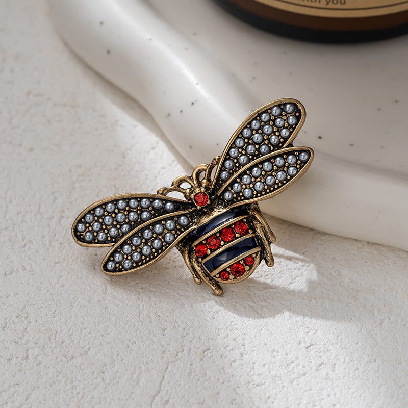 Retro little bee vintage brooch for women high-end personality old brooch niche atmosphere vintage accessories trend-Mix MIx Style