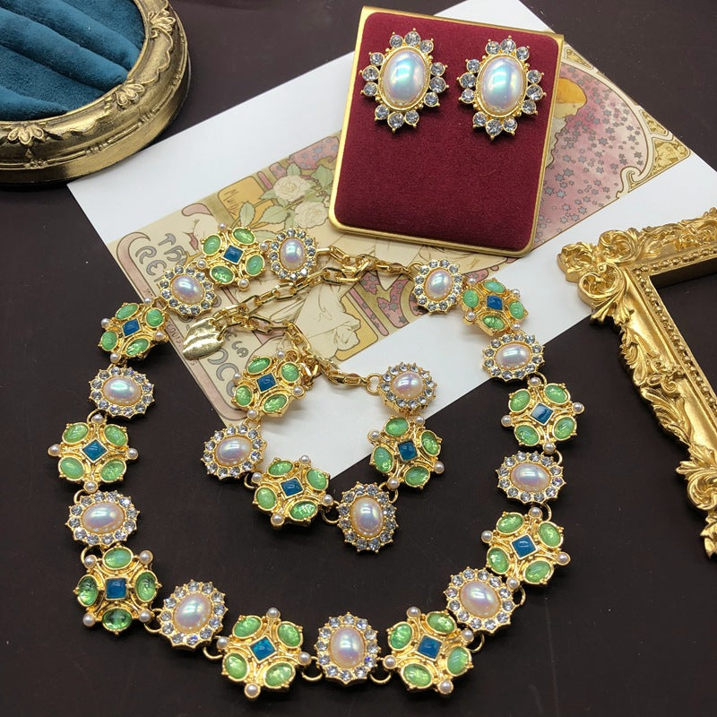 Green Flower Retro Akoya Pearls & Diamonds Luxurious 18k Gold Plated Necklace Bracelet Jewelry Set | Mix Mix Style-Mix MIx Style