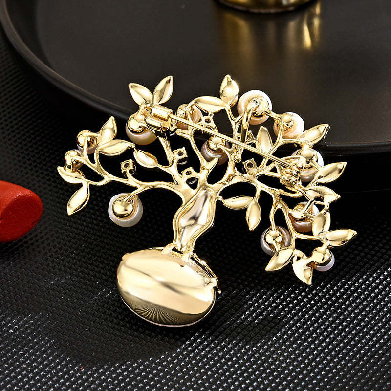 Light luxury high-grade retro Austrian crystal fortune tree temperament freshwater pearl brooch anti-exposure accessories for women-Mix MIx Style