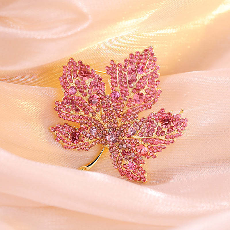 Xiliang Concubine high-end heavy-duty full diamond blue maple leaf brooch inlaid with diamond suit coat accessories corsage gift pin-Mix MIx Style