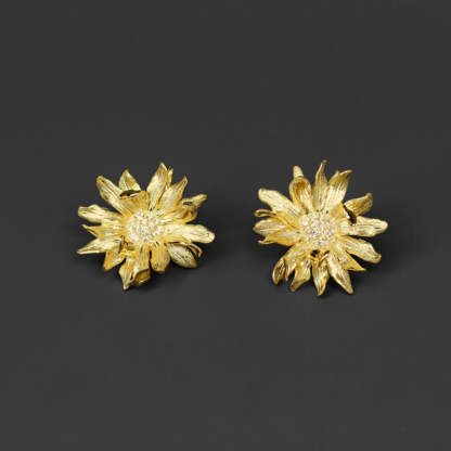 Looking for original Sunshine Dancer sterling silver gerbera aden light luxury literary high-end flower earrings-Mix MIx Style