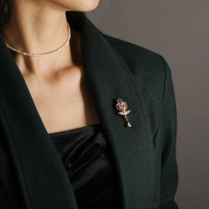 Xiliang Concubine Sweet Girl Pink Zircon Magic Wand Brooch Female Design Niche Cardigan Collar Pin Holiday Gift-Mix MIx Style