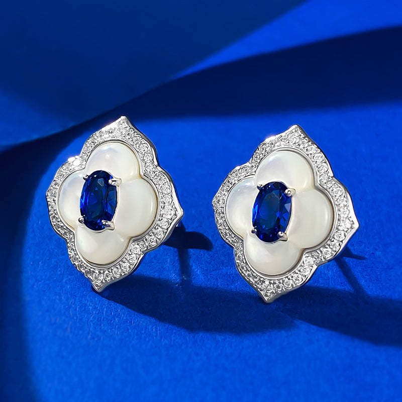 White & Blue Elegant Retro Moissanite Diamonds Elegant 18k White Gold Plated Stud Earrings | Mix Mix Style-Mix MIx Style