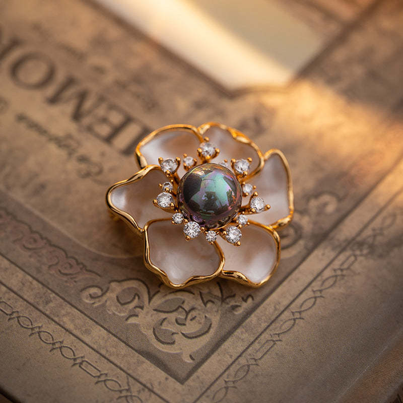 Natural Pearl Flower Brooch Women's Retro Elegant Simple Temperament Oil Drop Brooch Commuting Fashion Versatile Clothing-Mix MIx Style