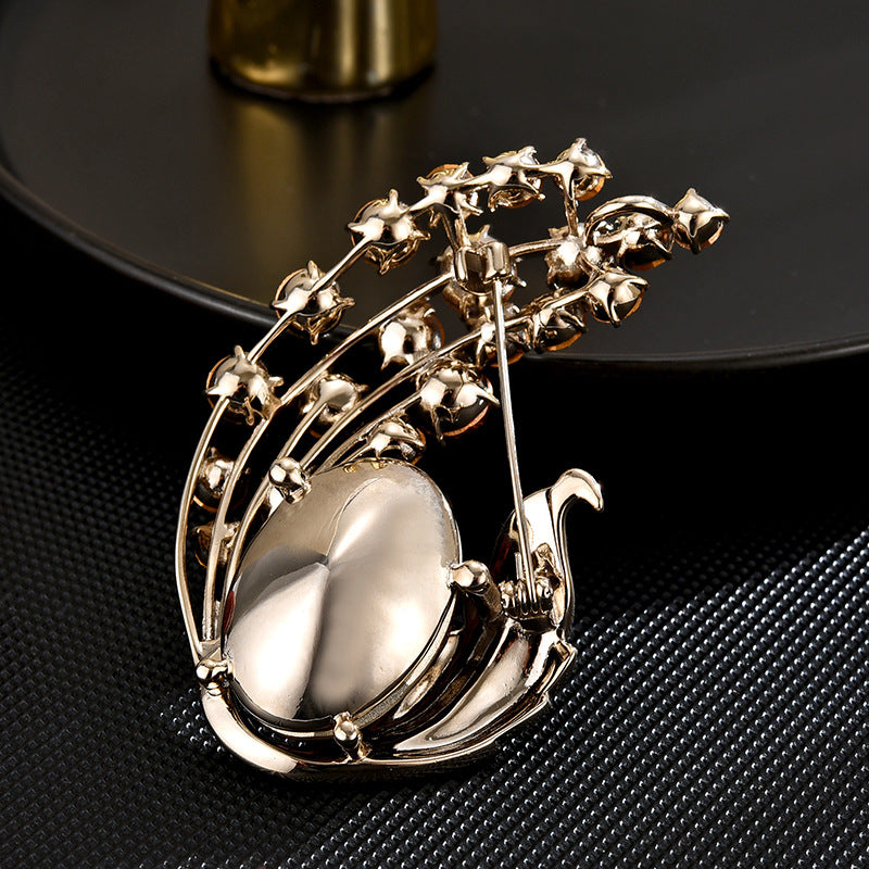 French retro luxury Austrian crystal brooch, exquisite and high-end autumn bouquet brooch, anti-exposure accessories-Mix MIx Style