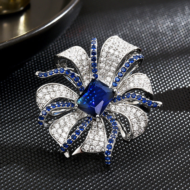 INS new European style elegant temperament classic luxury versatile exquisite retro palace coat brooch one piece delivery-Mix MIx Style