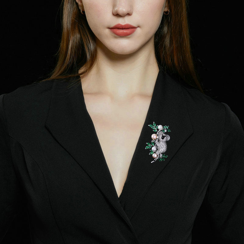 Niche creative design small animal brooch brooch high-end freshwater pearl zircon inlaid coat koala brooch-Mix MIx Style