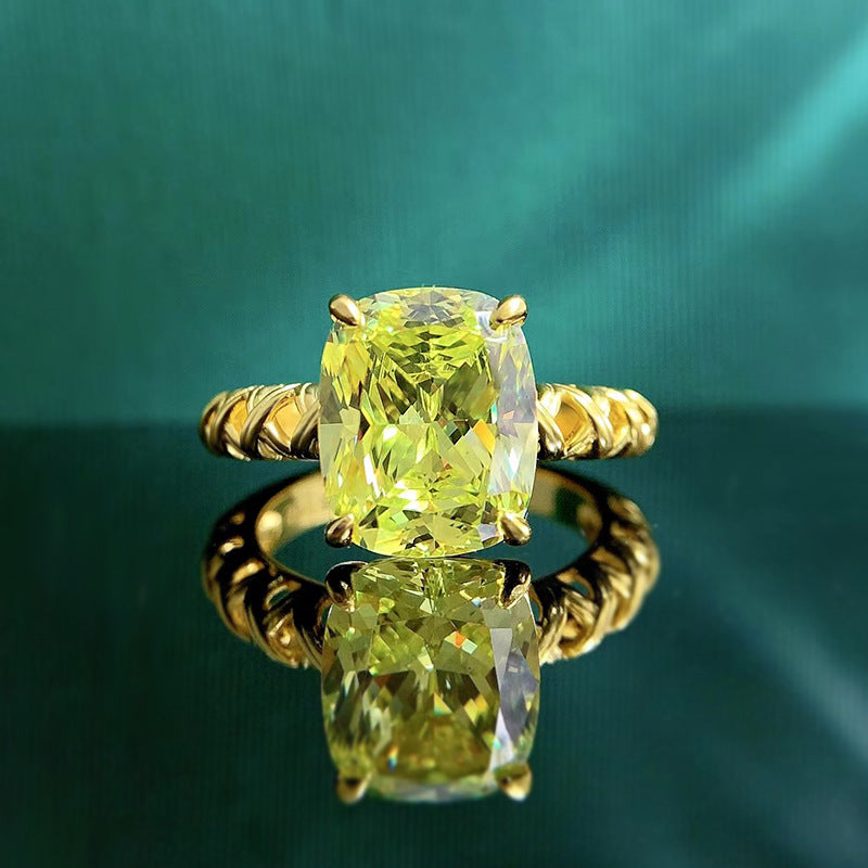 Solitarie Fashion Olive Green Radiant Cut Moissanite Diamond 4ct 18k Vermeil Gold Engagement Ring | Mix Mix Style-Mix MIx Style