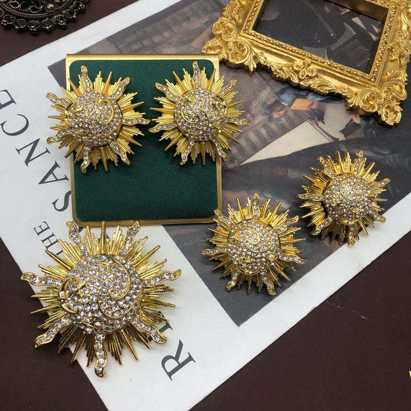 Sun Vintage Pendant White Micro Diamonds Luxury 18k Vermeil Gold Plated Earring Brooch Jewelry Set | Mix Mix Style-Mix MIx Style