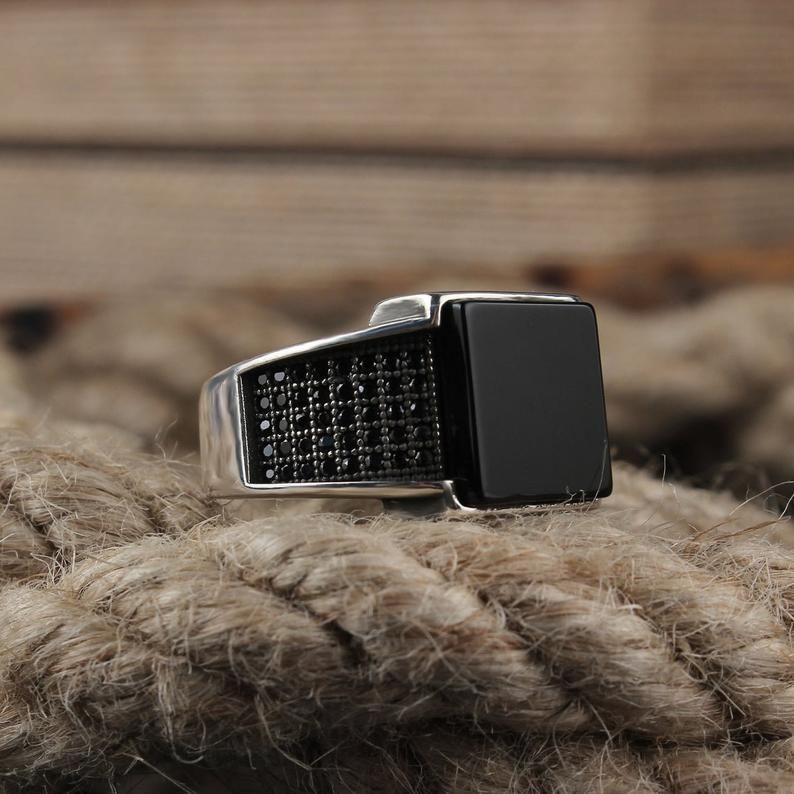 Black & Blue Moissanite Diamond 18k White Gold Plated Elegant Retro Sq