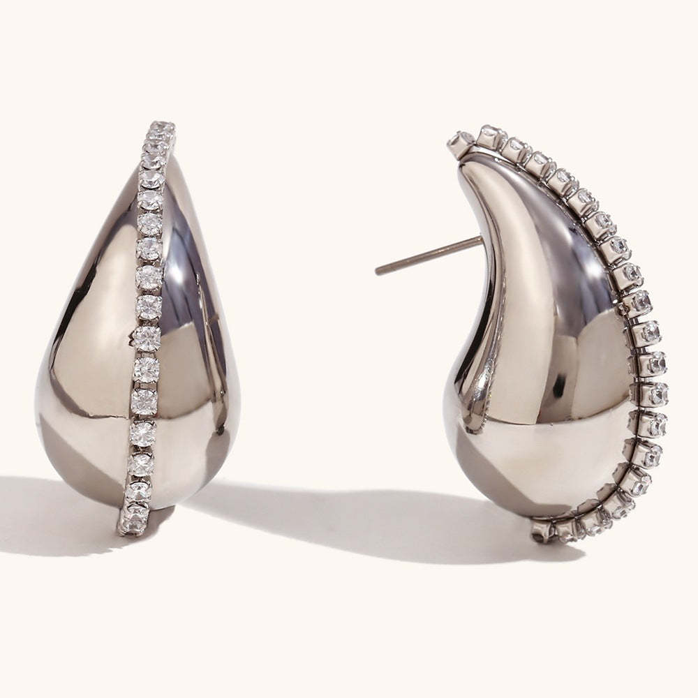 Water Drop Shaped Minimalist Moissanite Diamonds Elegant 18k Vermeil Gold Plated Vintage Drop Earrings | Mix Mix Style-Mix MIx Style