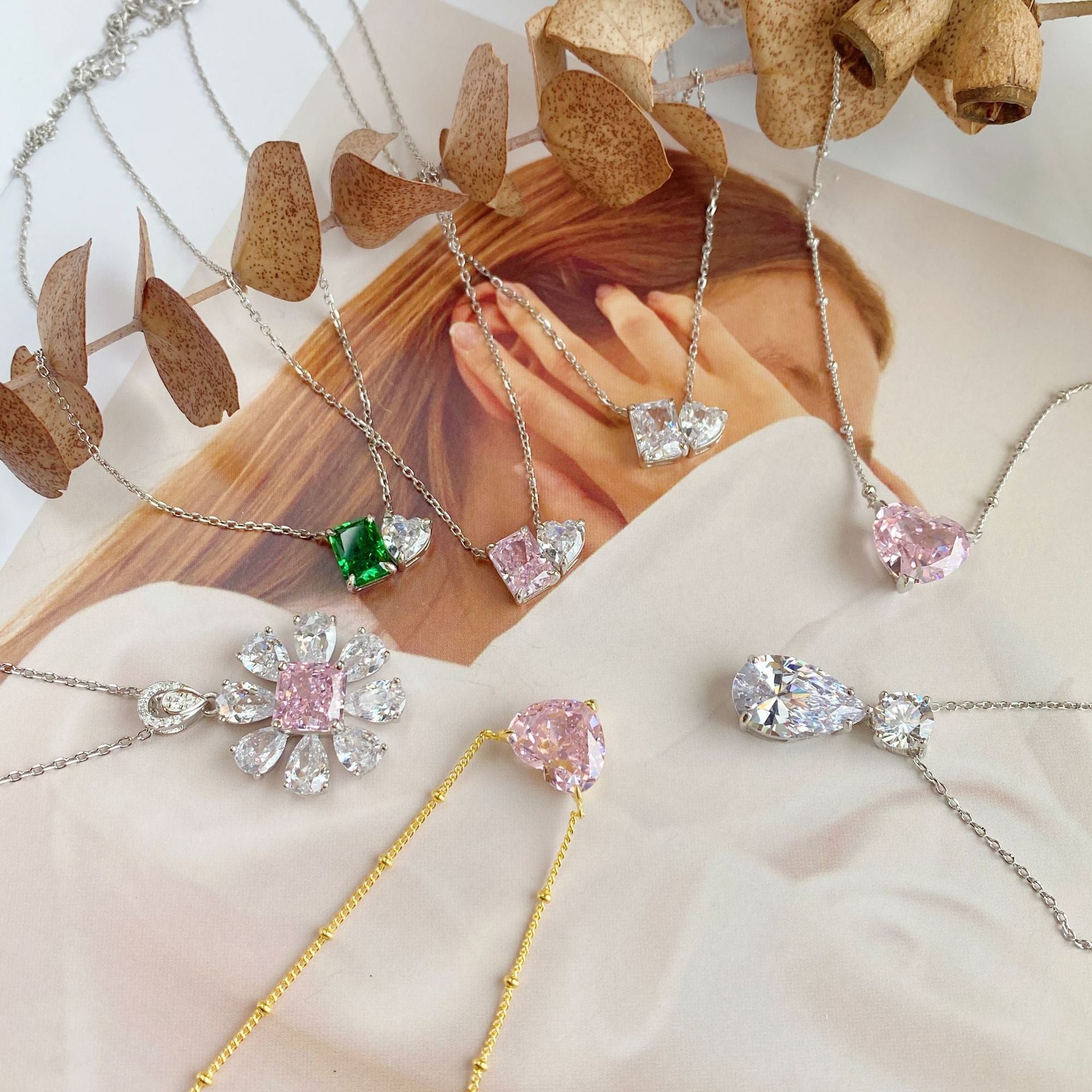 Live s925 sterling silver high carbon diamond necklace female ice flower cut pink heart-shaped pendant green diamond high-grade clavicle chain-Mix MIx Style