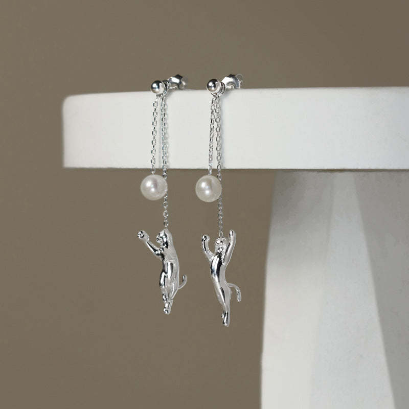 Cat Shape Trendy Cute WhiLuxury/Elegant 18k White/Vermeil Gold Plated 